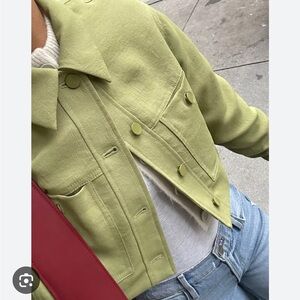 Aritzia Wilfred little cropped jacket in avocado green. Size small.